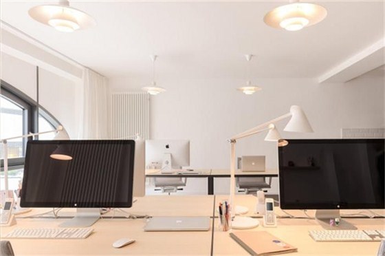 小型办公室设计装修该如何搭配？